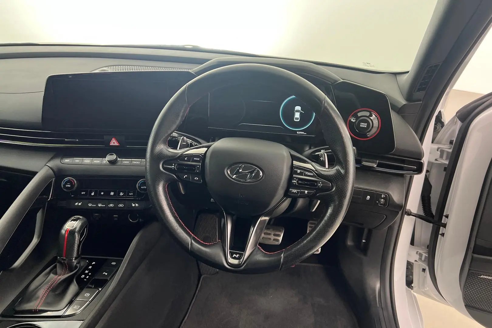 2020 Hyundai i30 Gallery Image 14