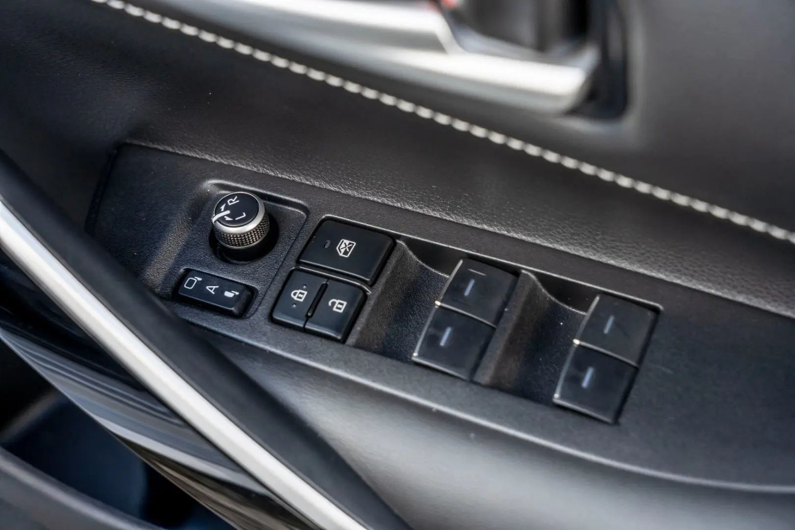 2021 Toyota Corolla Gallery Image 10