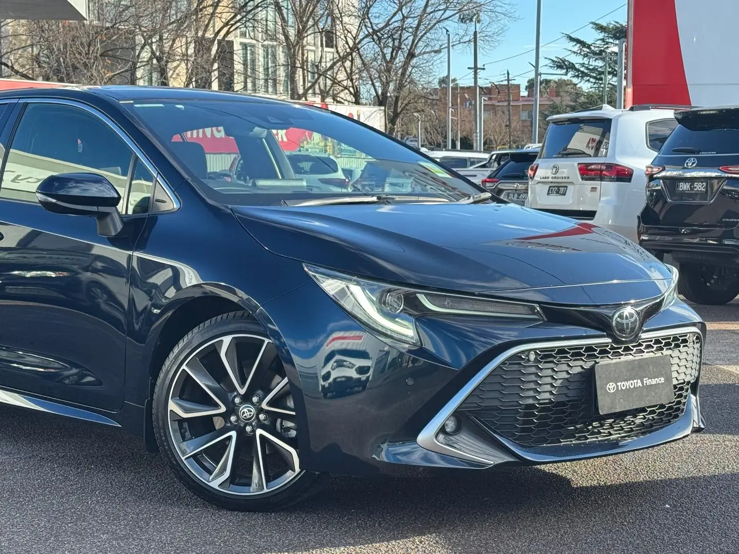 2019 Toyota Corolla Gallery Image 2