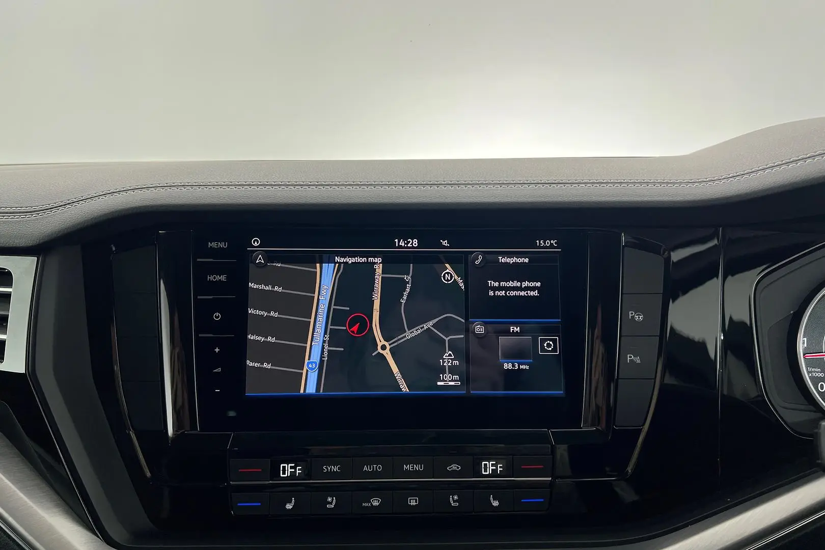 2020 Volkswagen Touareg Gallery Image 21