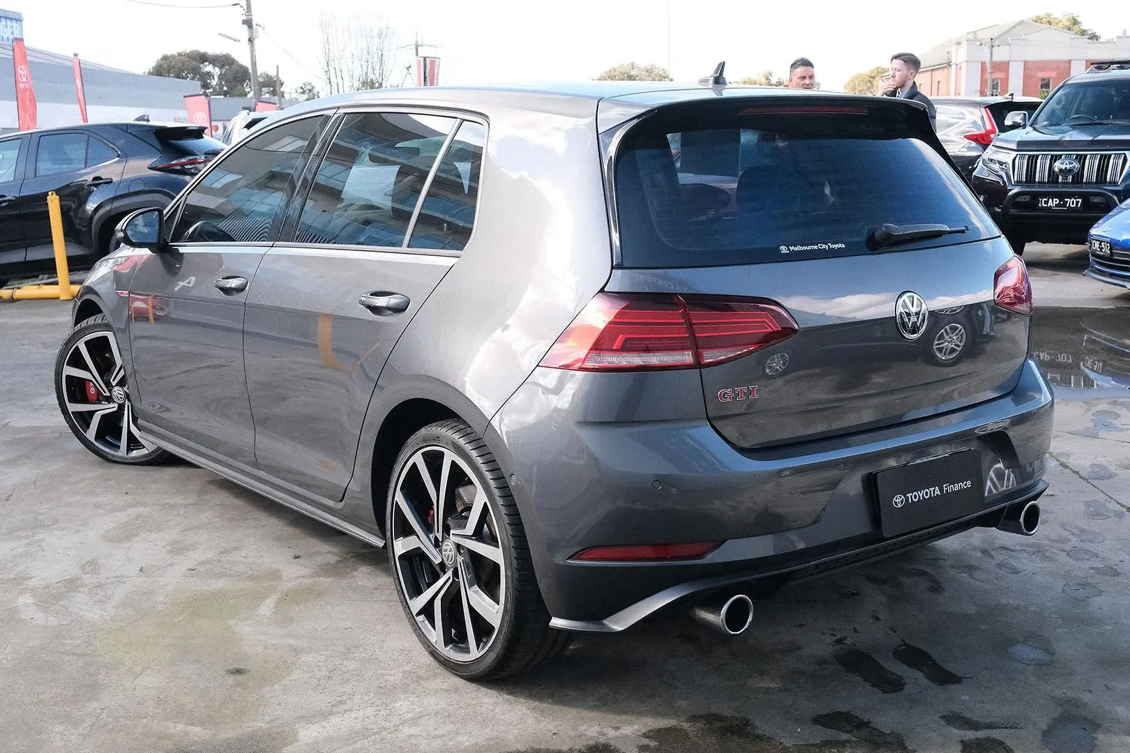 2019 Volkswagen Golf Gallery Image 2
