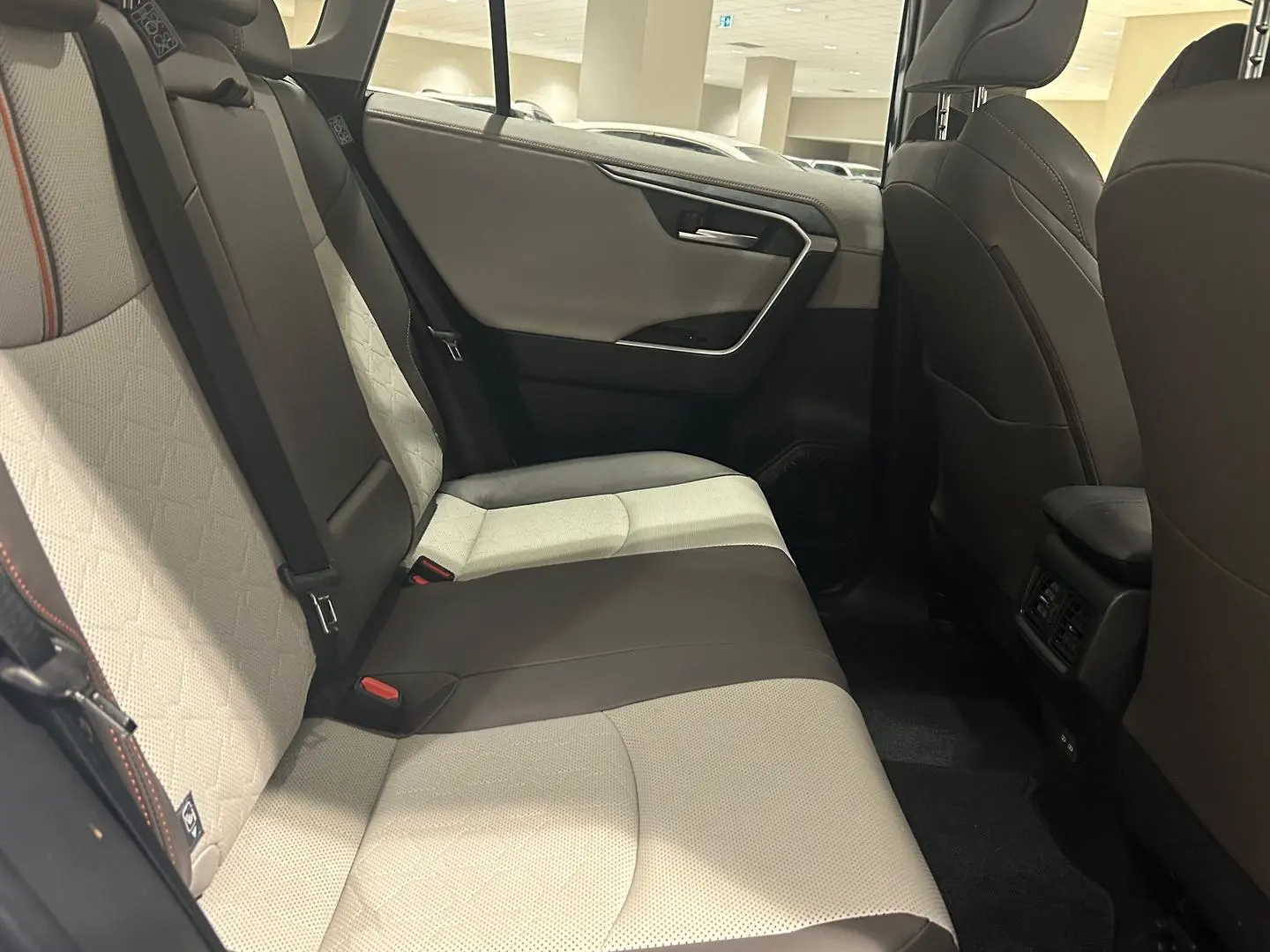 2024 Toyota RAV4 Gallery Image 13