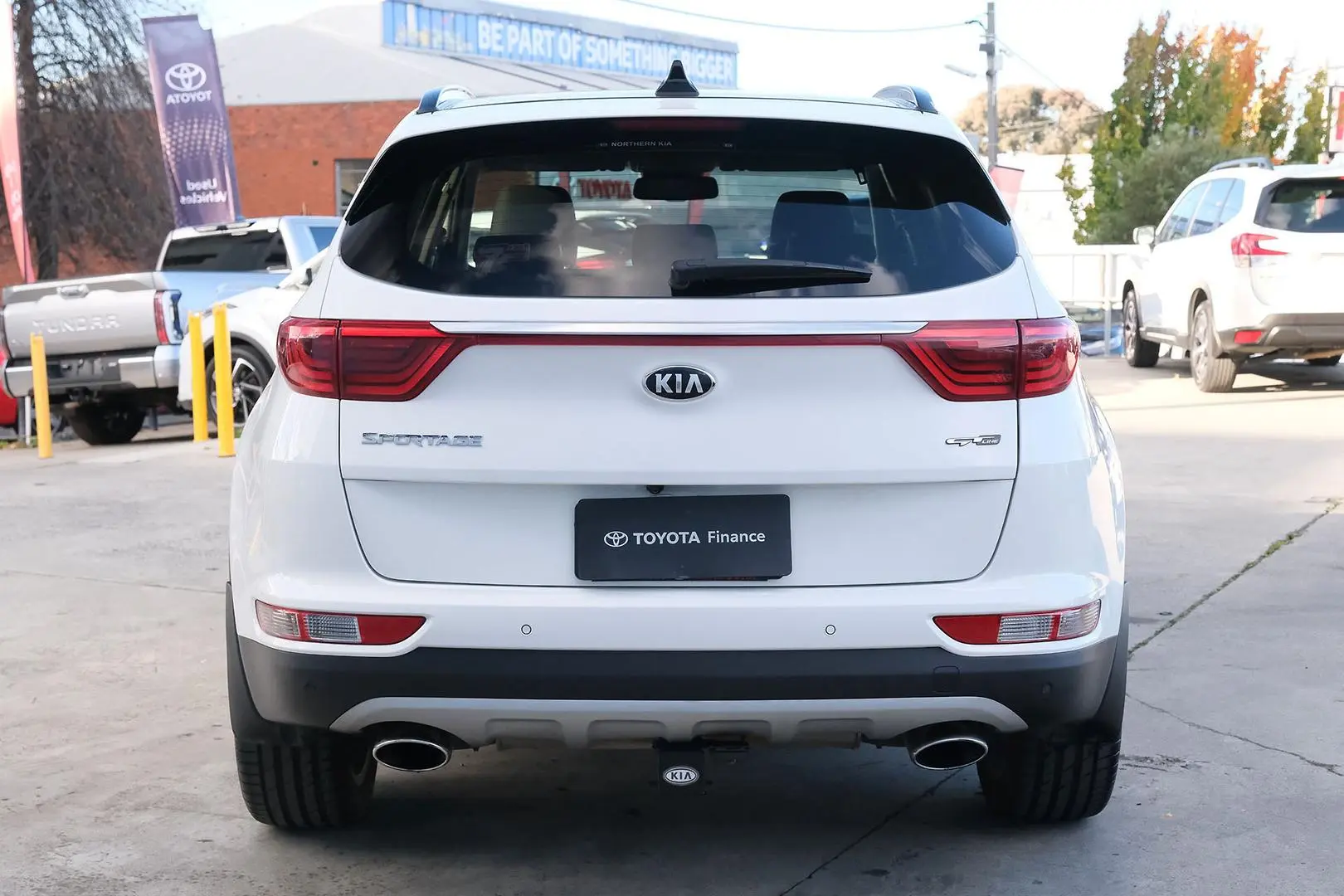 2017 Kia Sportage Gallery Image 2