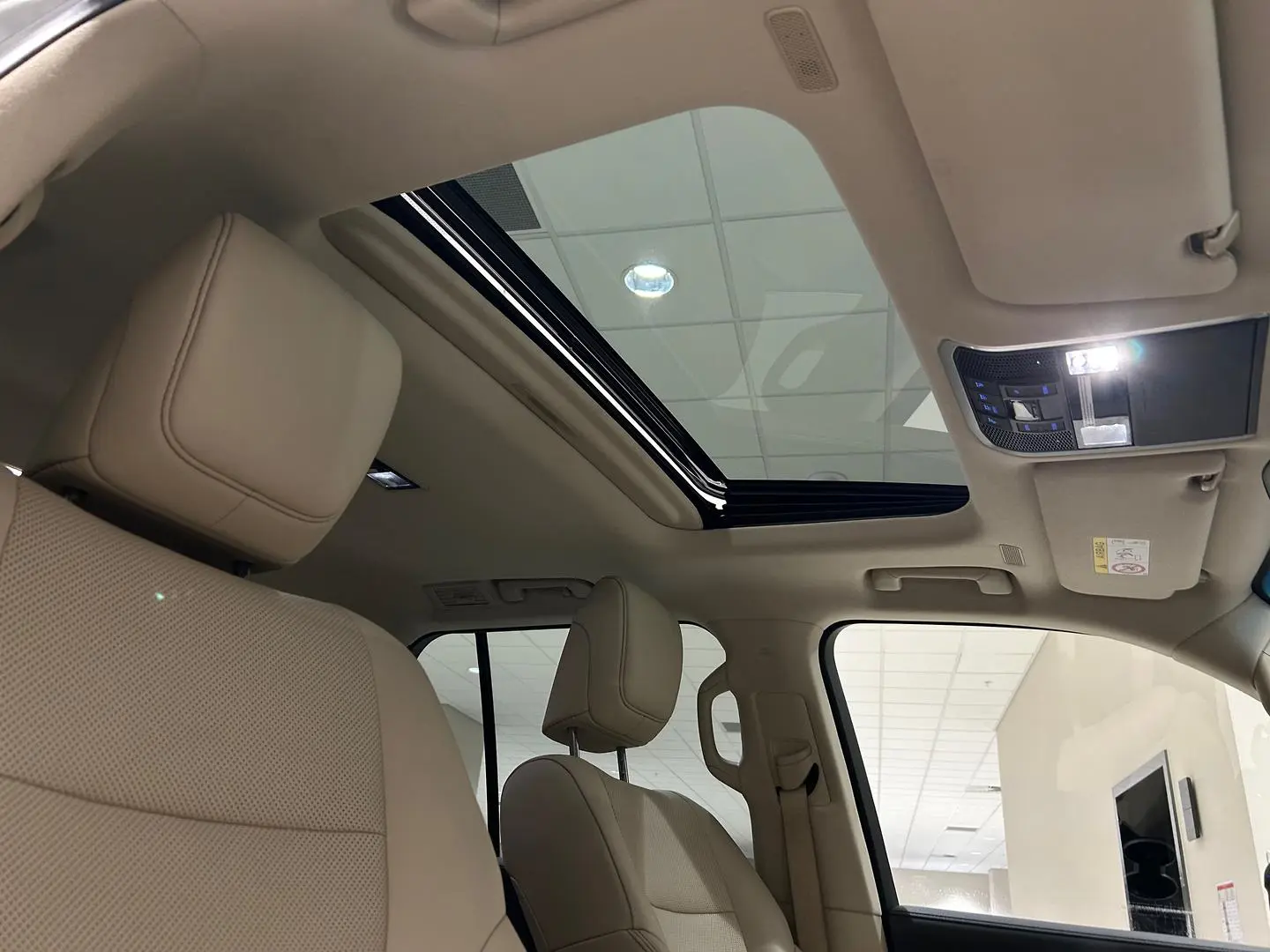 2022 Toyota Landcruiser Gallery Image 17