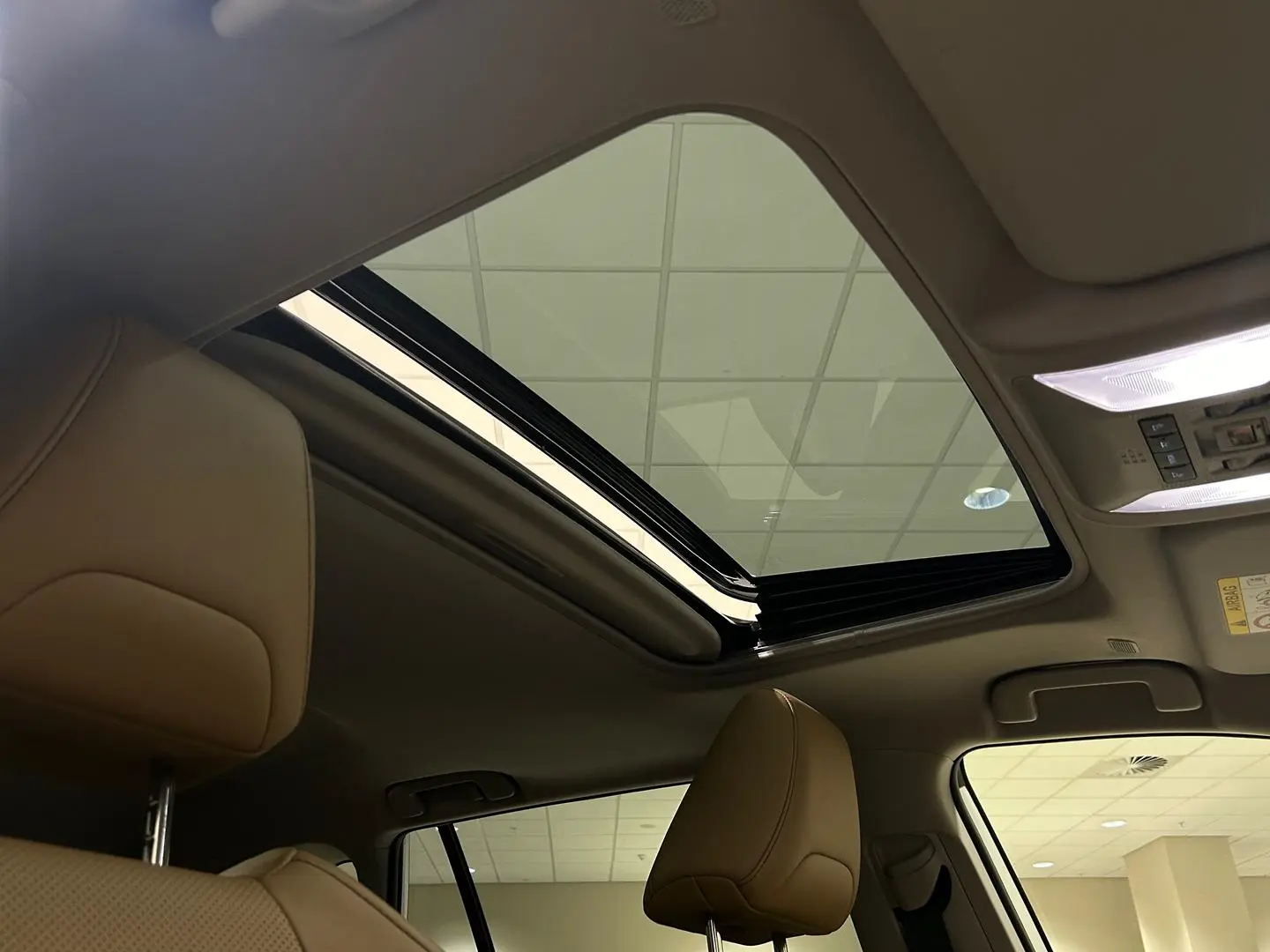 2024 Toyota RAV4 Gallery Image 14