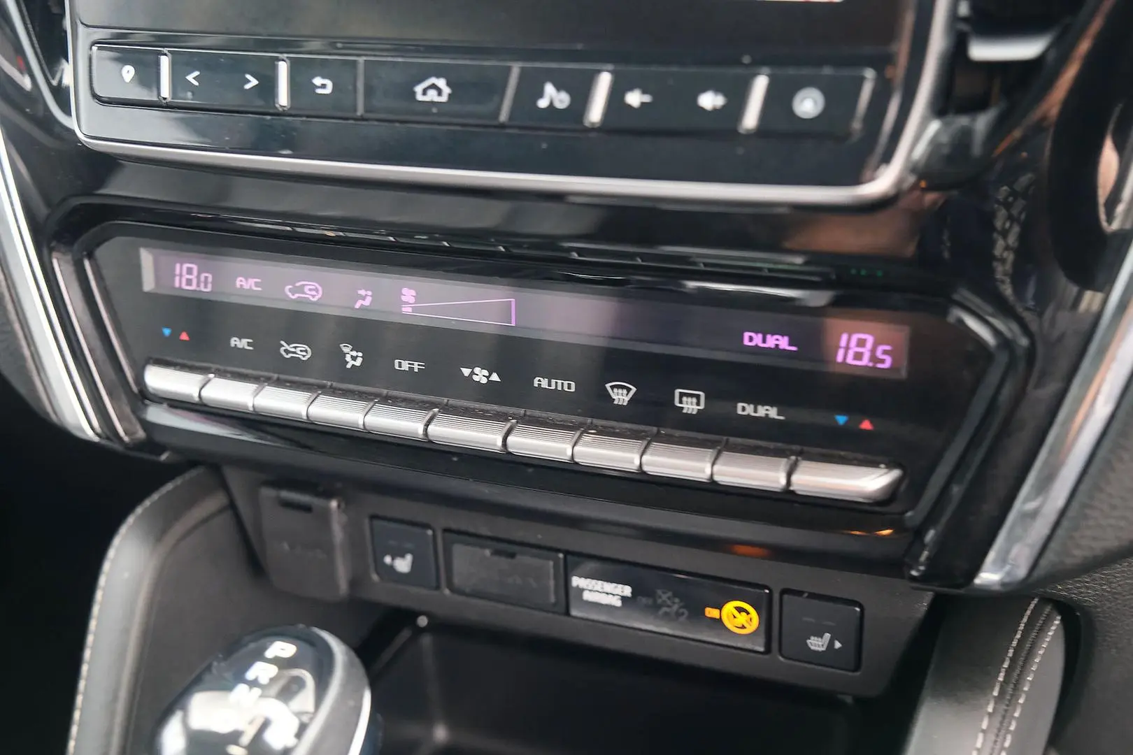 2021 Isuzu MU-X Gallery Image 19