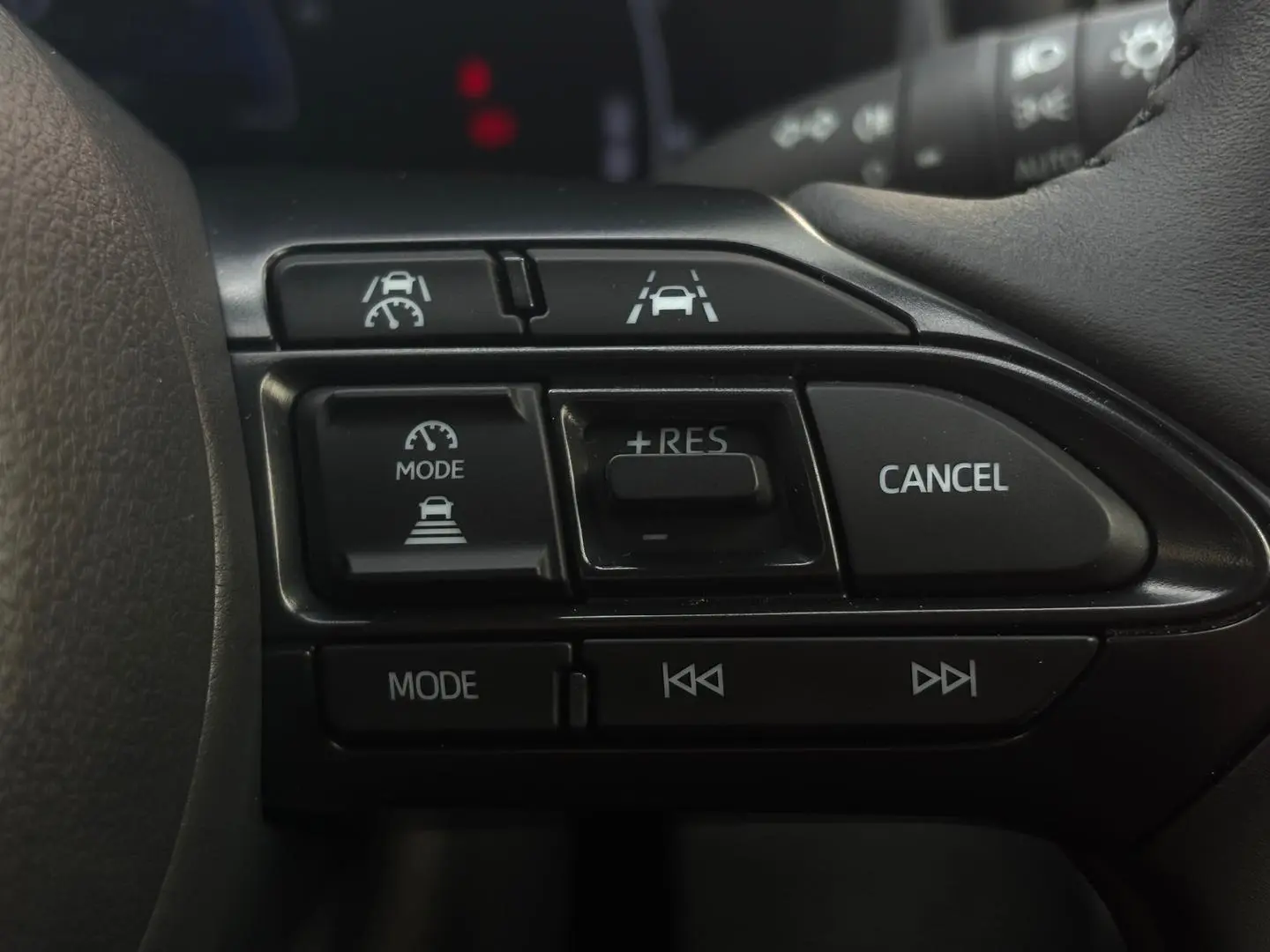 2024 Toyota Yaris Cross Gallery Image 18
