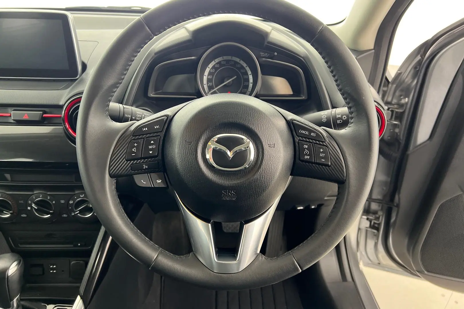 2016 Mazda 2 Gallery Image 15