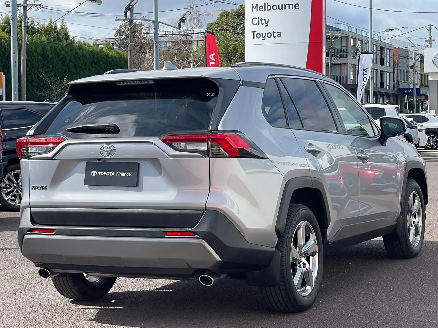2021 Toyota RAV4 Gallery Image 4