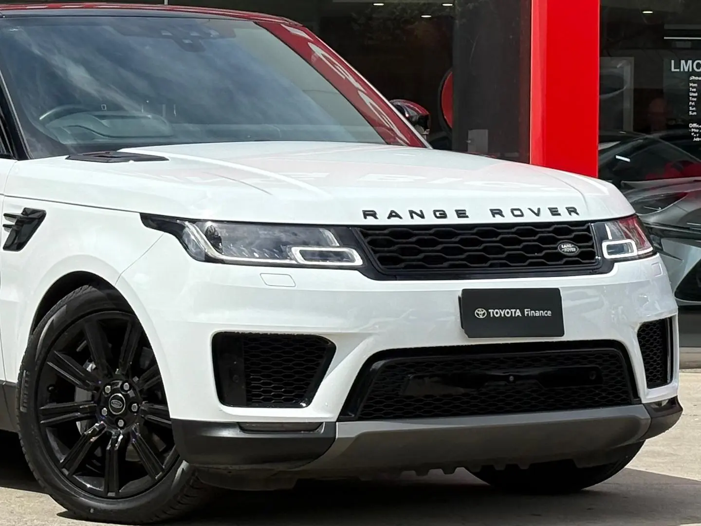 2021 Land Rover Range Rover Sport Gallery Image 5