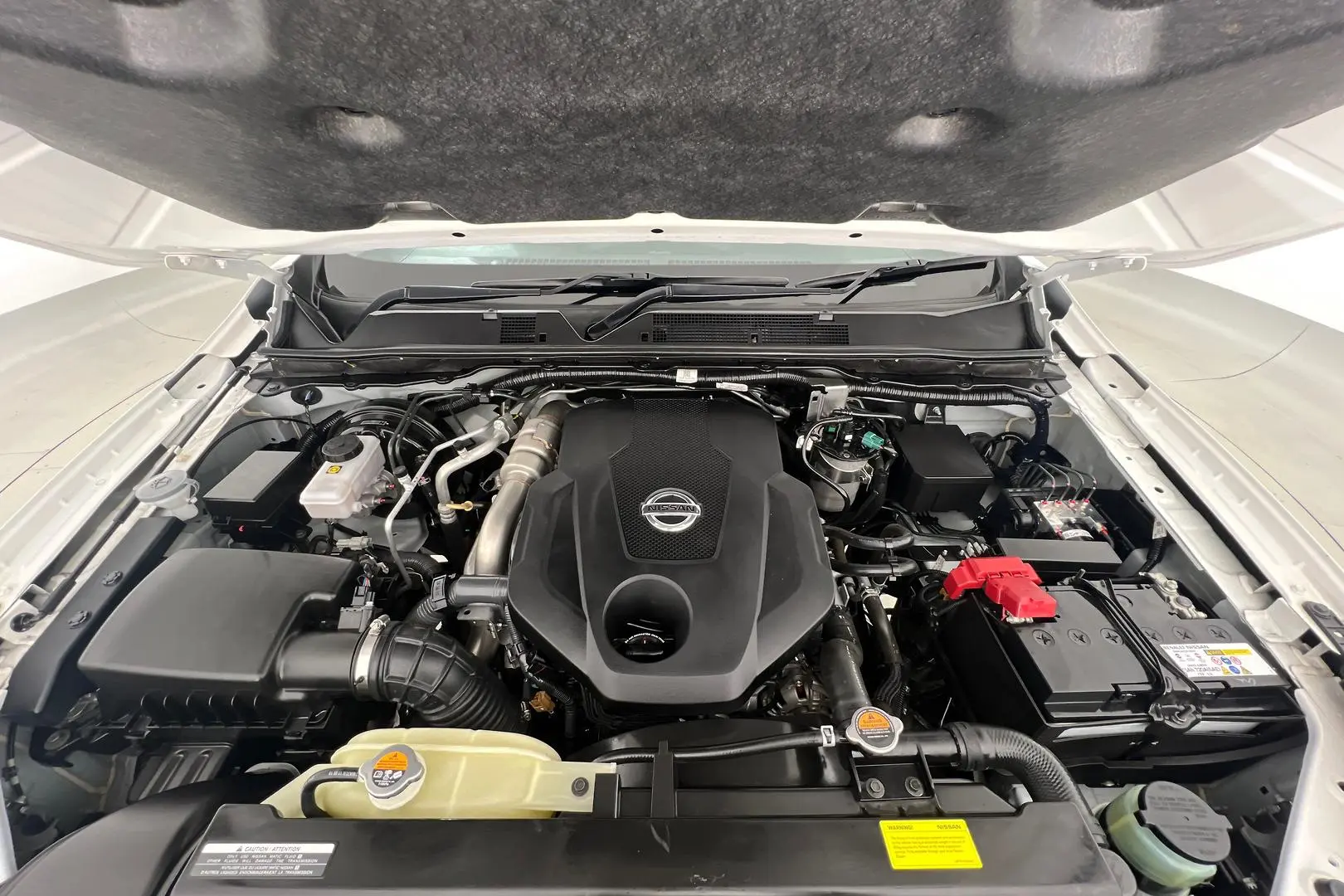 2020 Nissan Navara Gallery Image 21