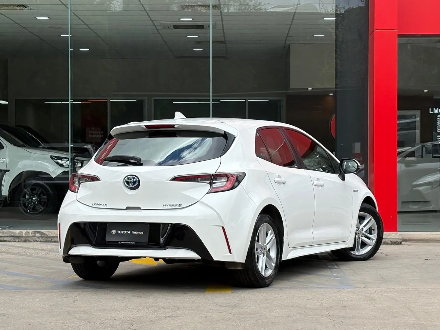 2018 Toyota Corolla Gallery Image 9