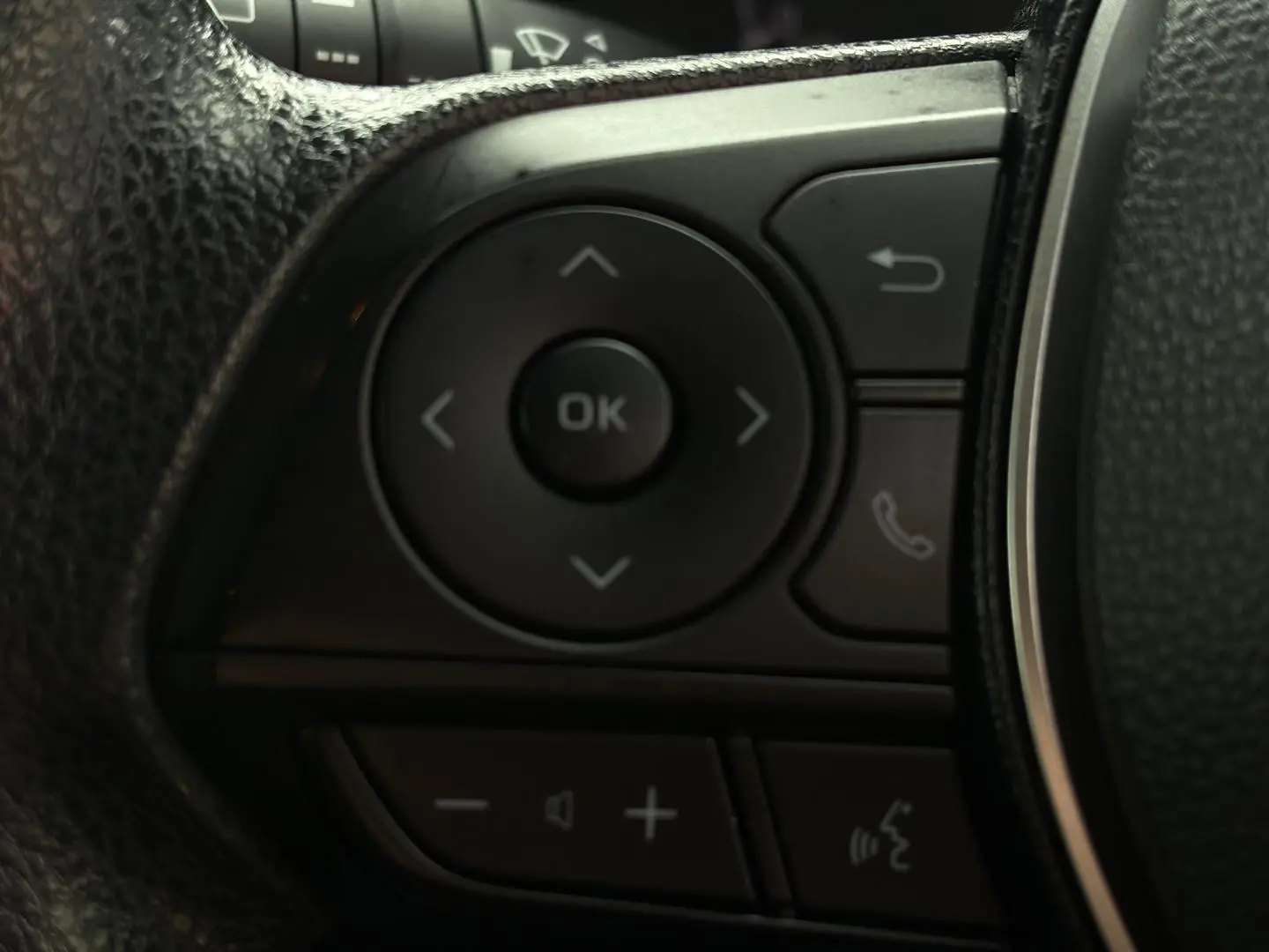 2018 Toyota Corolla Gallery Image 17