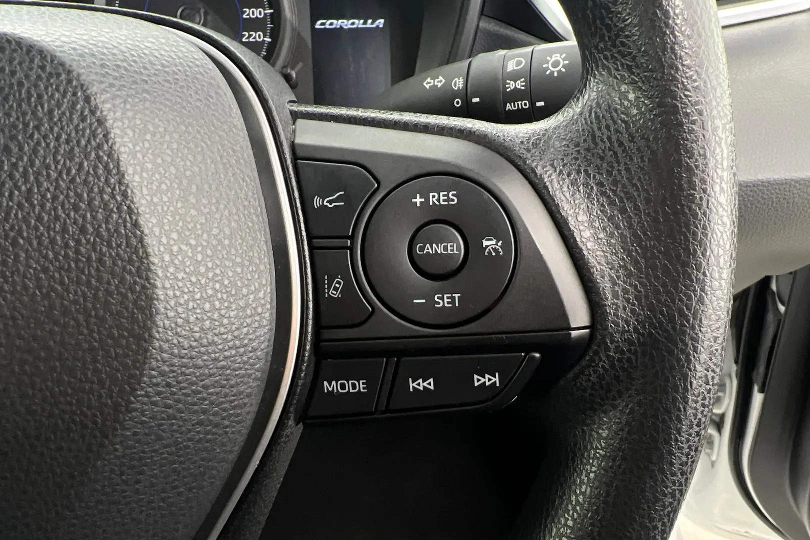 2022 Toyota Corolla Gallery Image 18