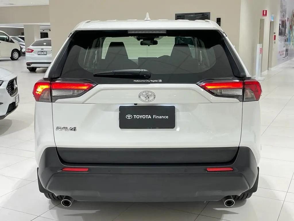 2022 Toyota RAV4 Gallery Image 9