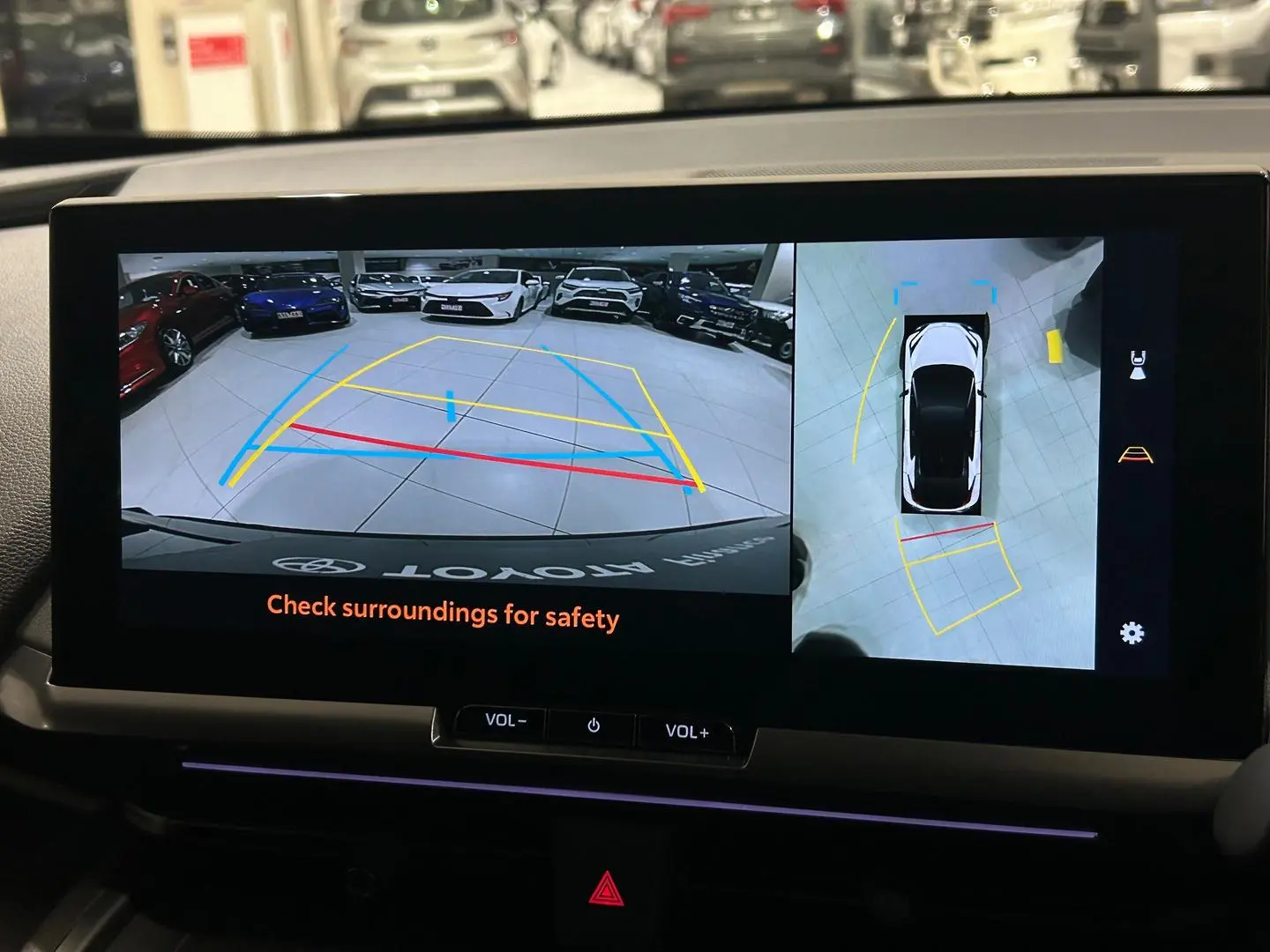 2024 Toyota C-HR Gallery Image 15