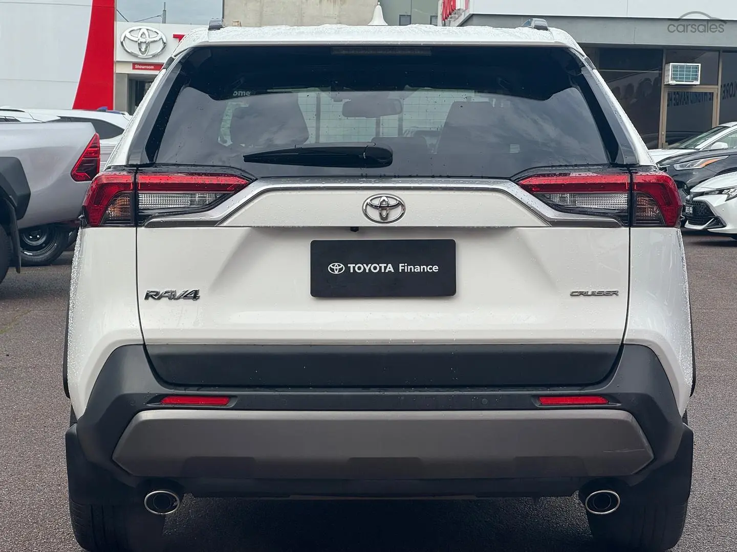 2020 Toyota RAV4 Image 6
