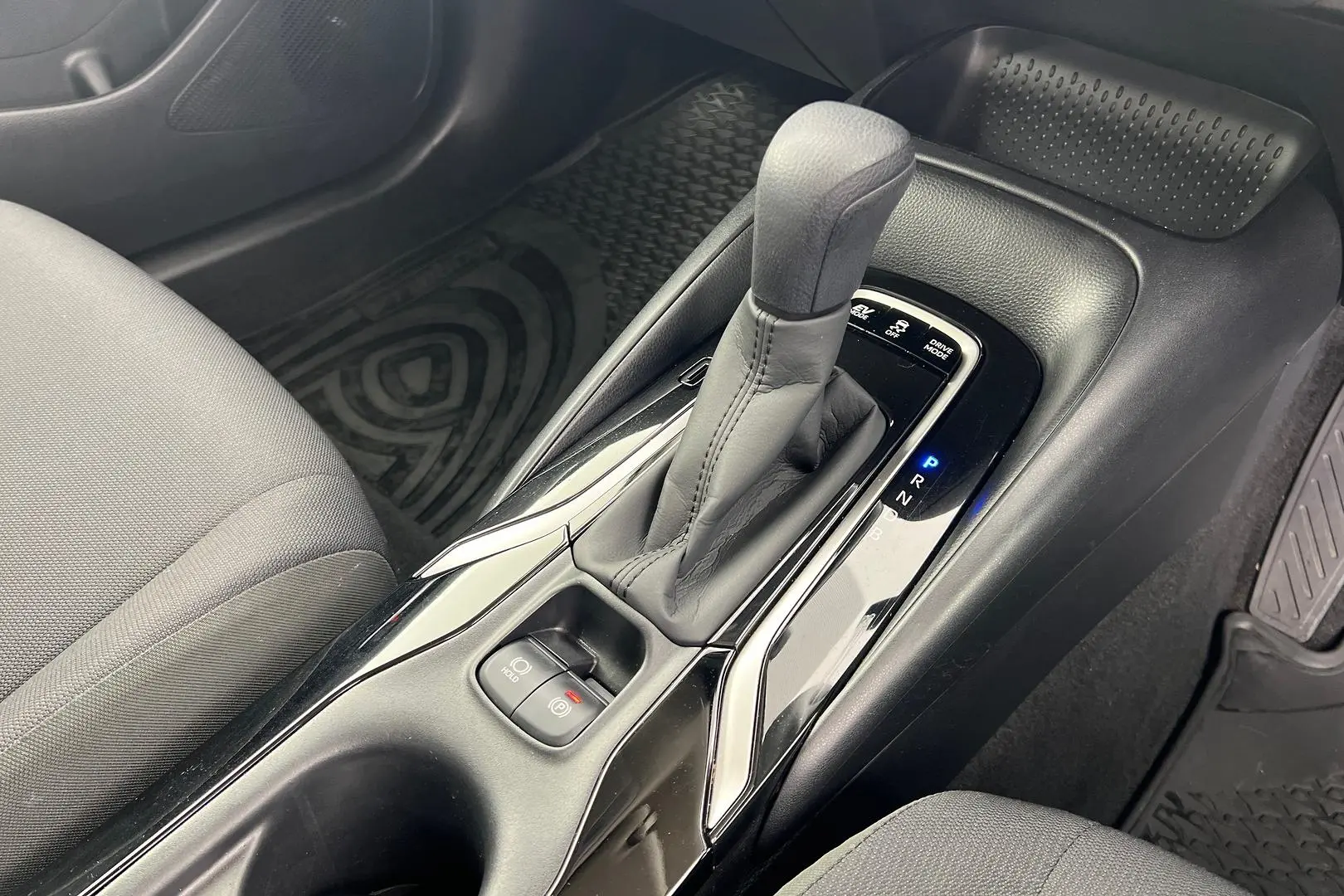 2022 Toyota Corolla Gallery Image 12