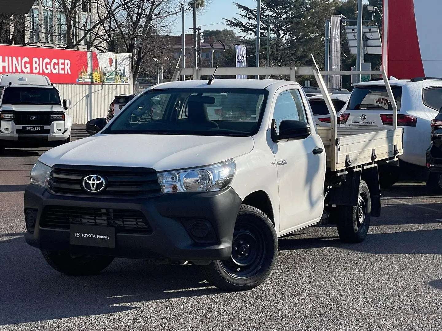 2017 Toyota Hilux Gallery Image 10
