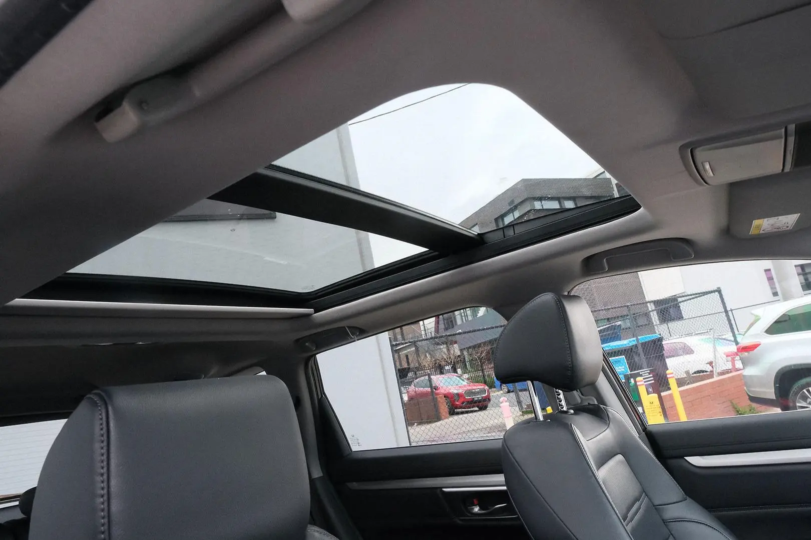 2018 Honda CR-V Gallery Image 8