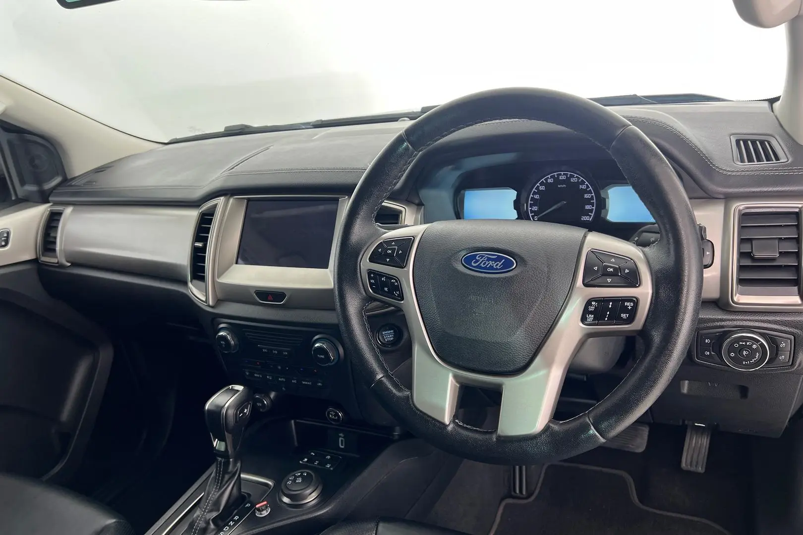 2021 Ford Everest Gallery Image 12