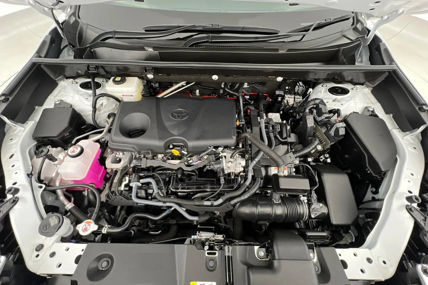 2024 Toyota RAV4 Gallery Image 21