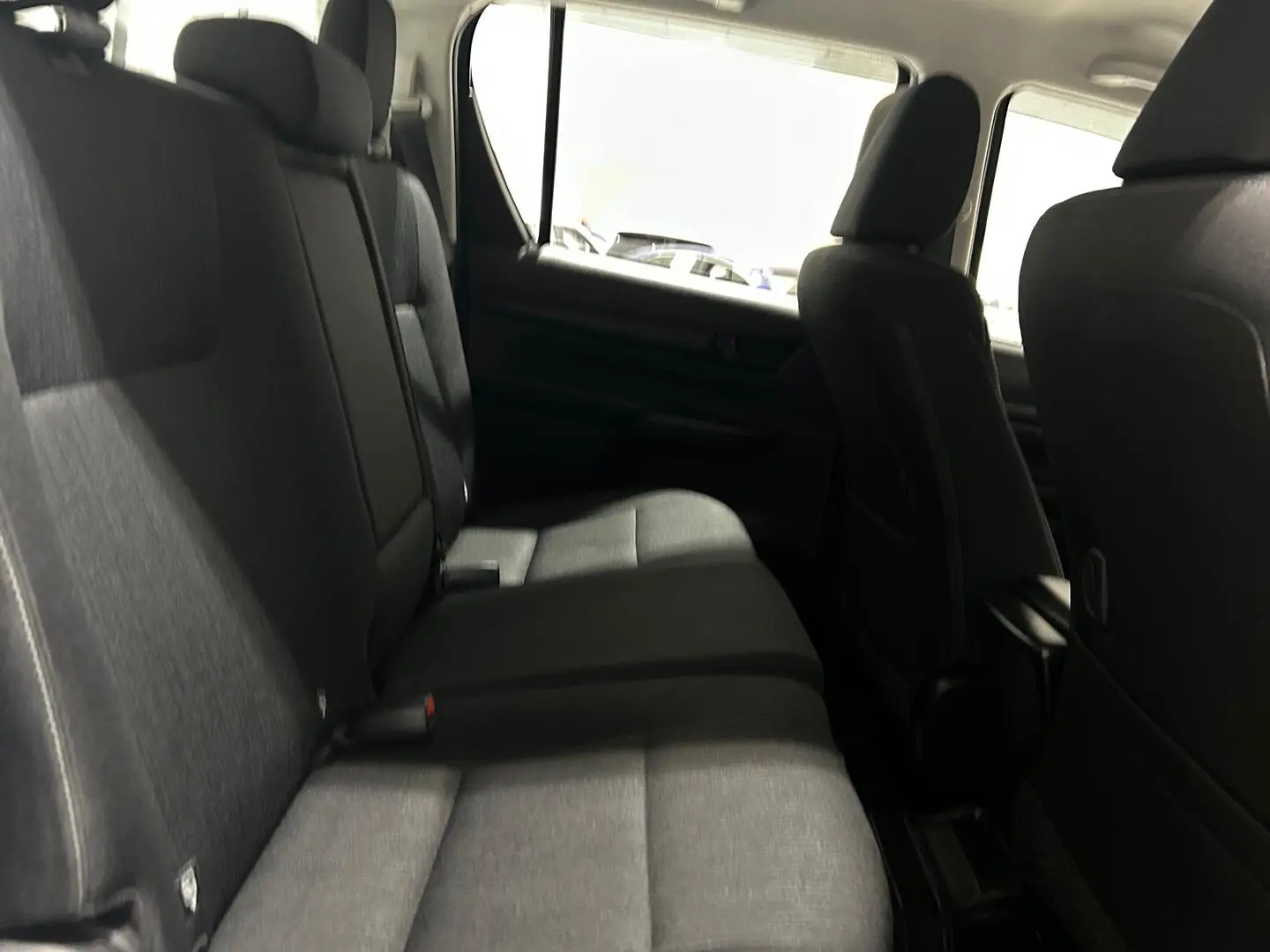 2022 Toyota Hilux Gallery Image 15