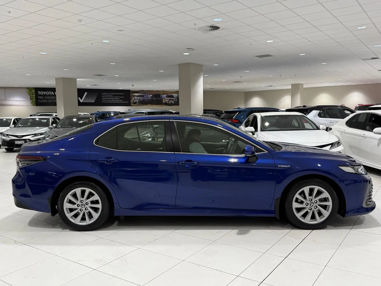 2021 Toyota Camry Gallery Image 2