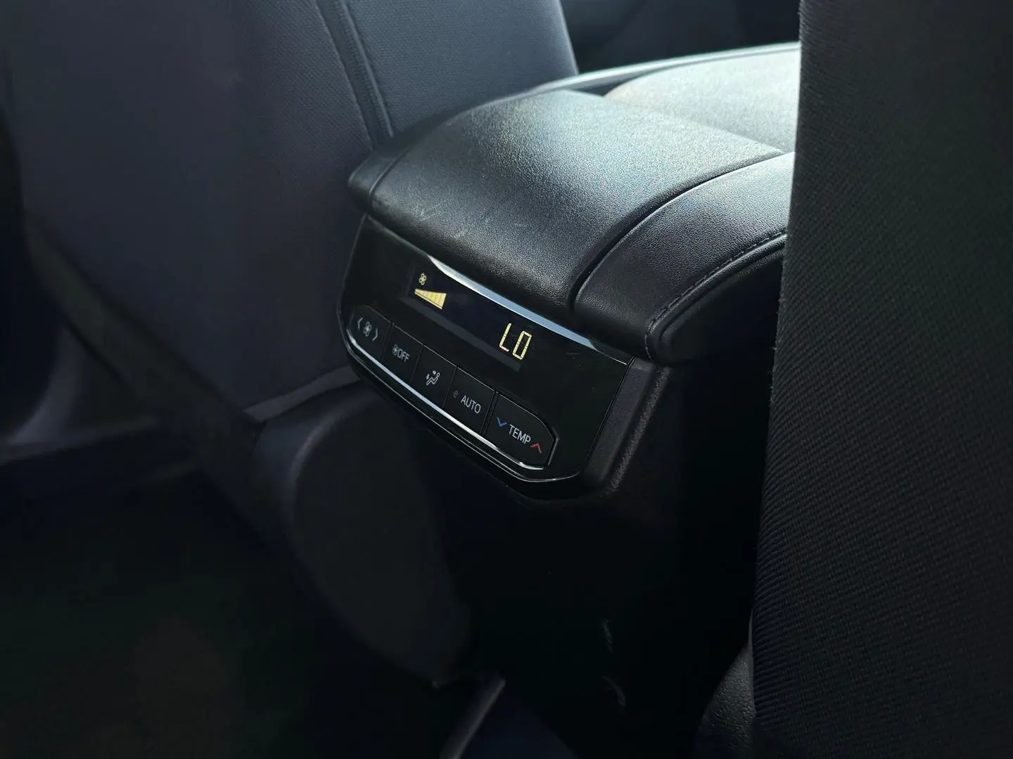 2022 Toyota Kluger Gallery Image 24
