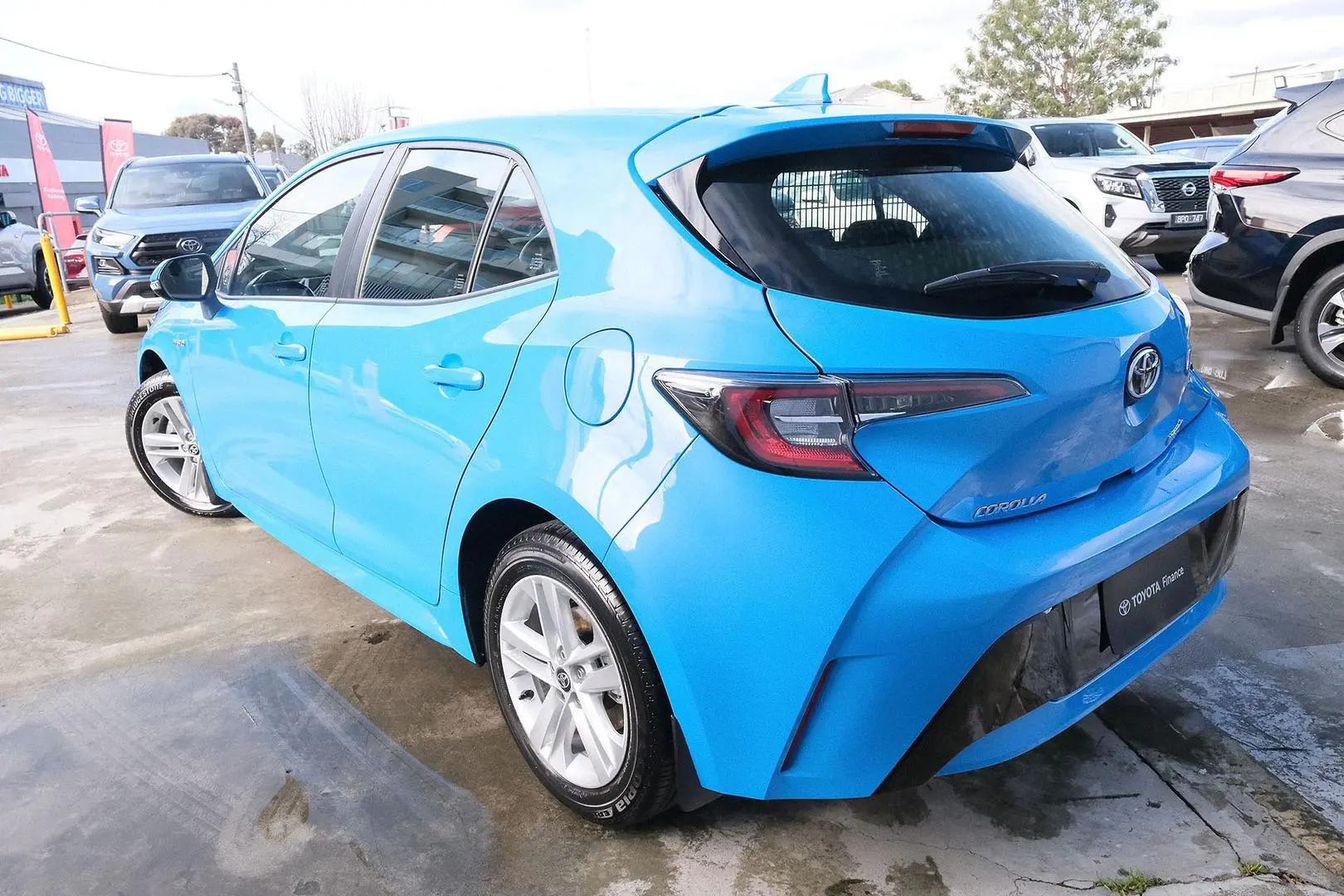 2021 Toyota Corolla Gallery Image 2