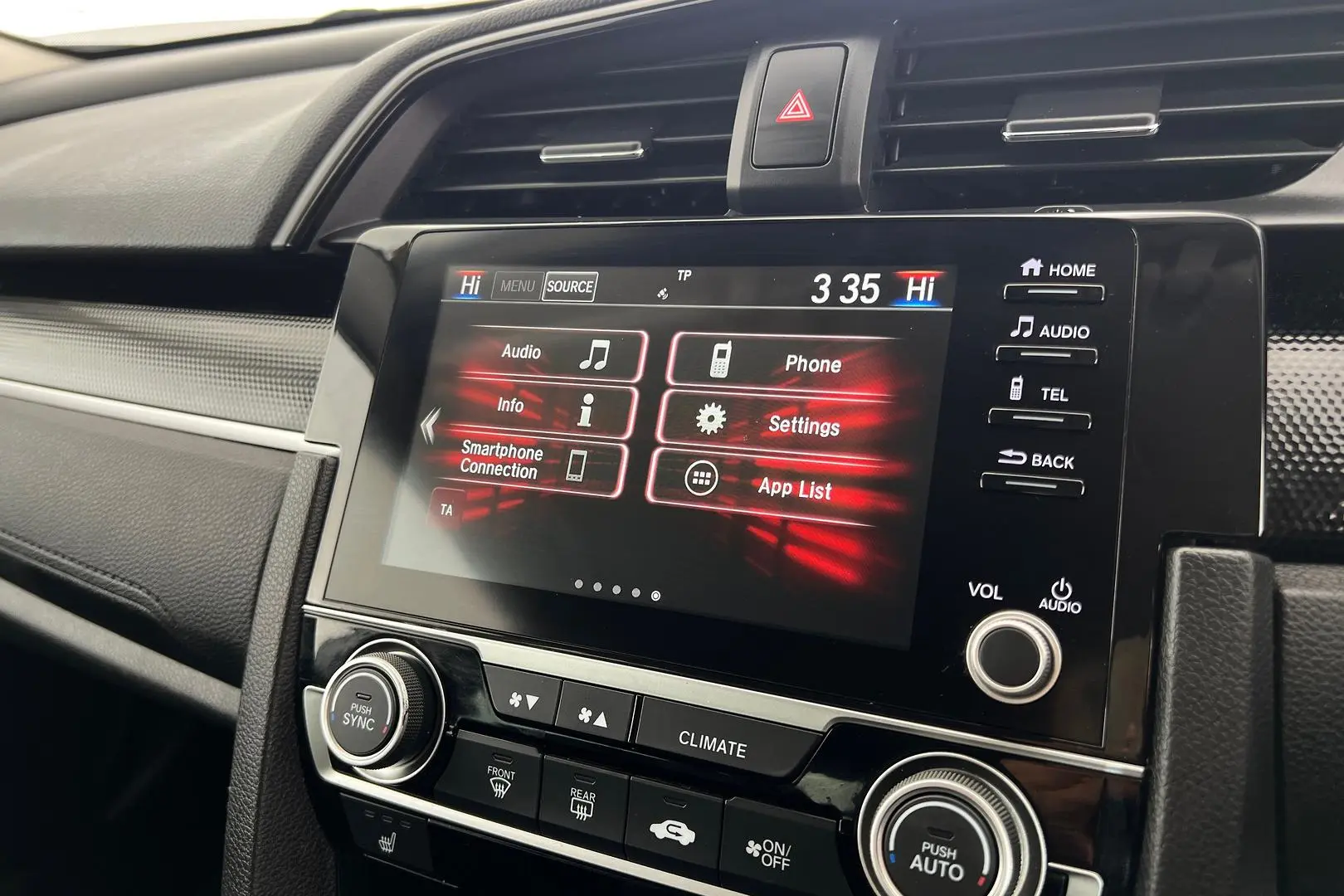 2019 Honda Civic Gallery Image 14