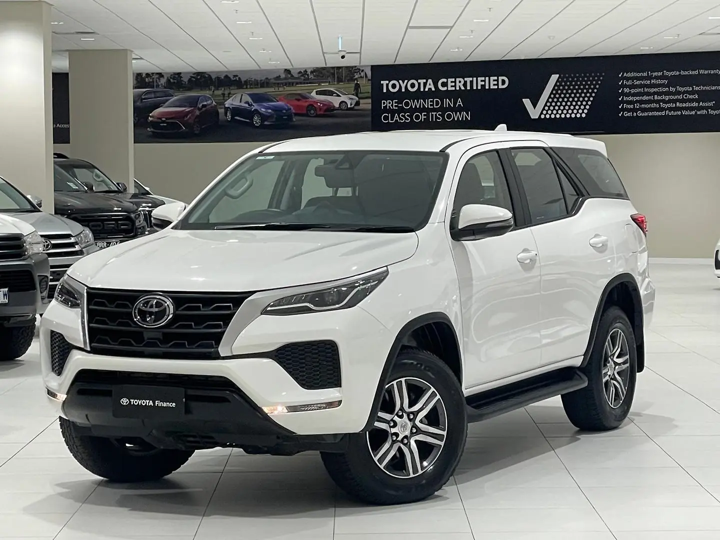 2021 Toyota Fortuner Gallery Image 5