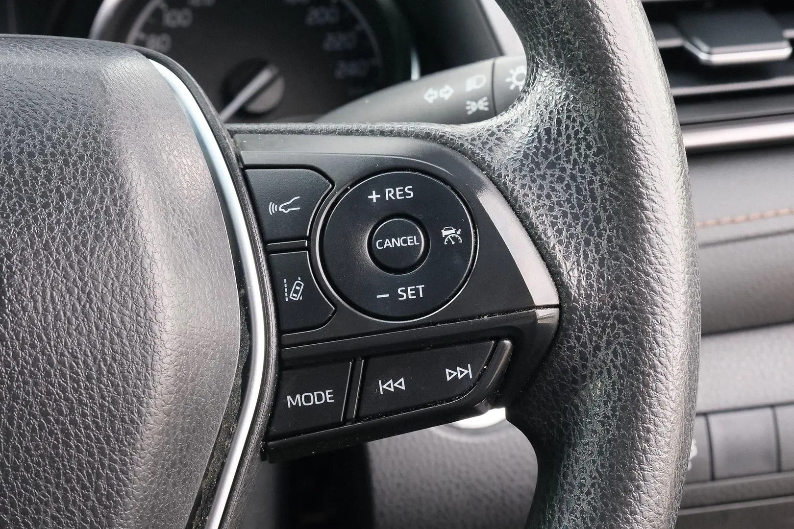 2019 Toyota Camry Gallery Image 15