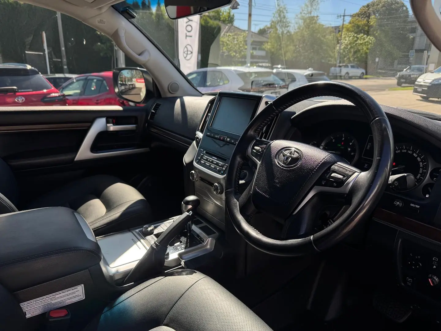 2021 Toyota Landcruiser Gallery Image 18