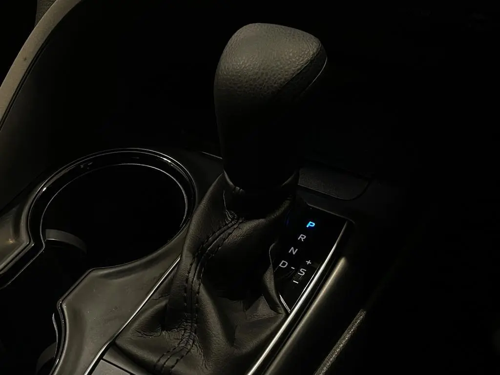 2020 Toyota Camry Gallery Image 22