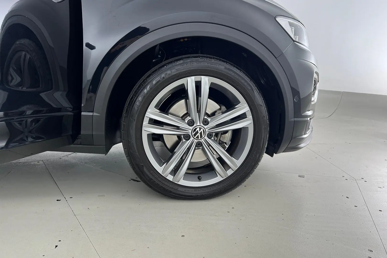 2021 Volkswagen T-Roc Gallery Image 21