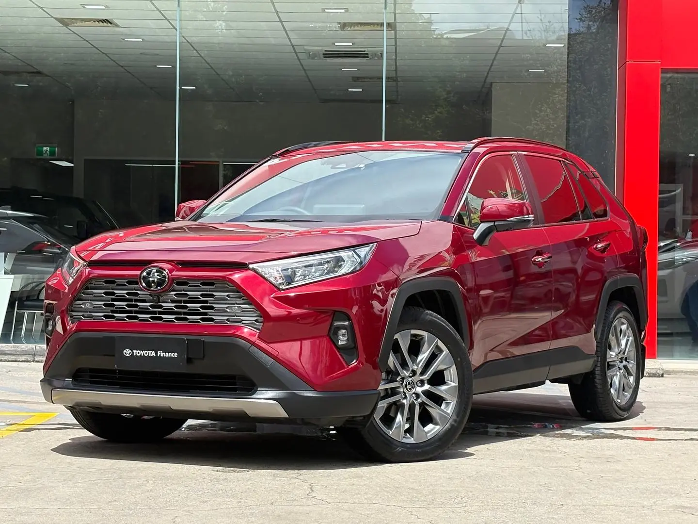 2024 Toyota RAV4 Gallery Image 5