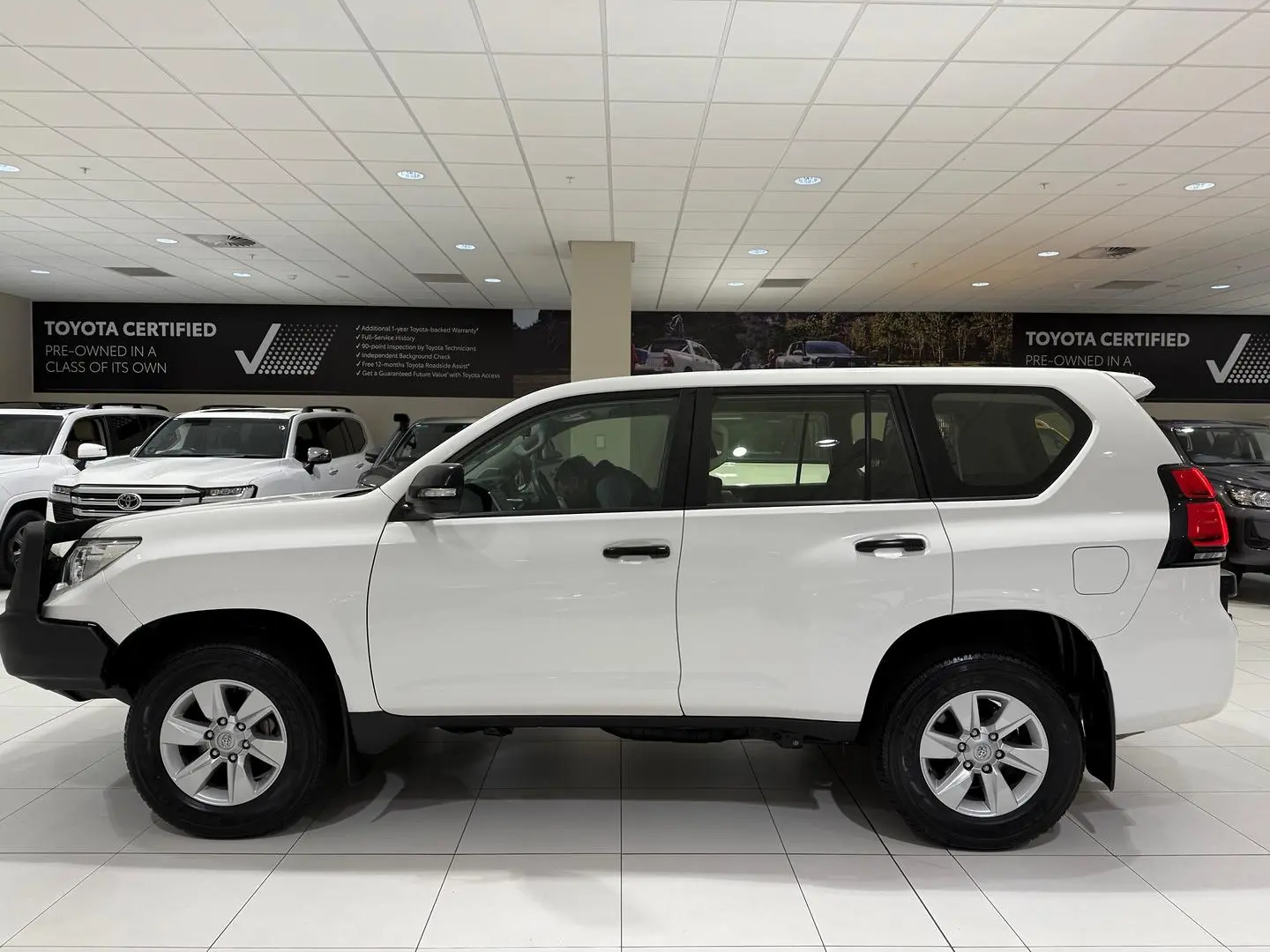 2021 Toyota Landcruiser Prado Gallery Image 6