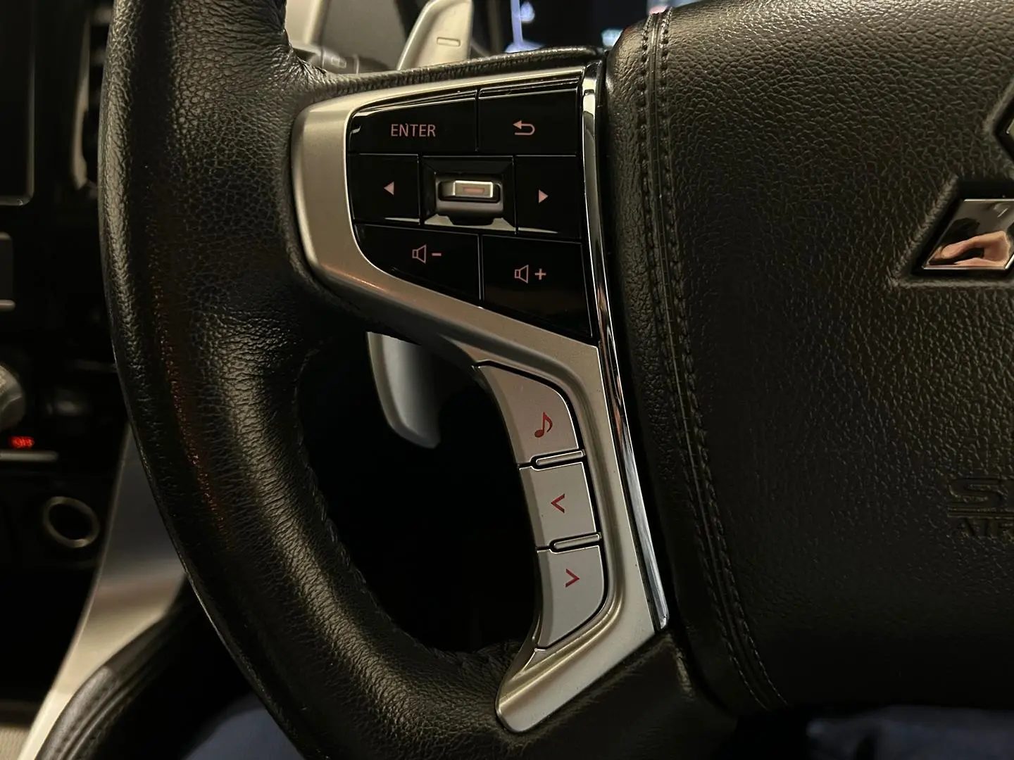 2021 Mitsubishi Pajero Sport Gallery Image 23
