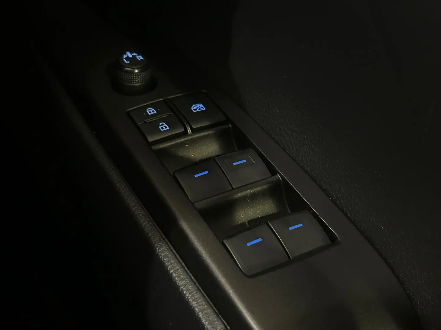 2024 Toyota Camry Gallery Image 20