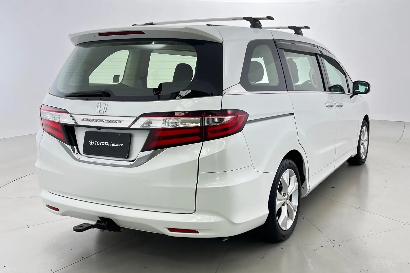 2014 Honda Odyssey Gallery Image 4