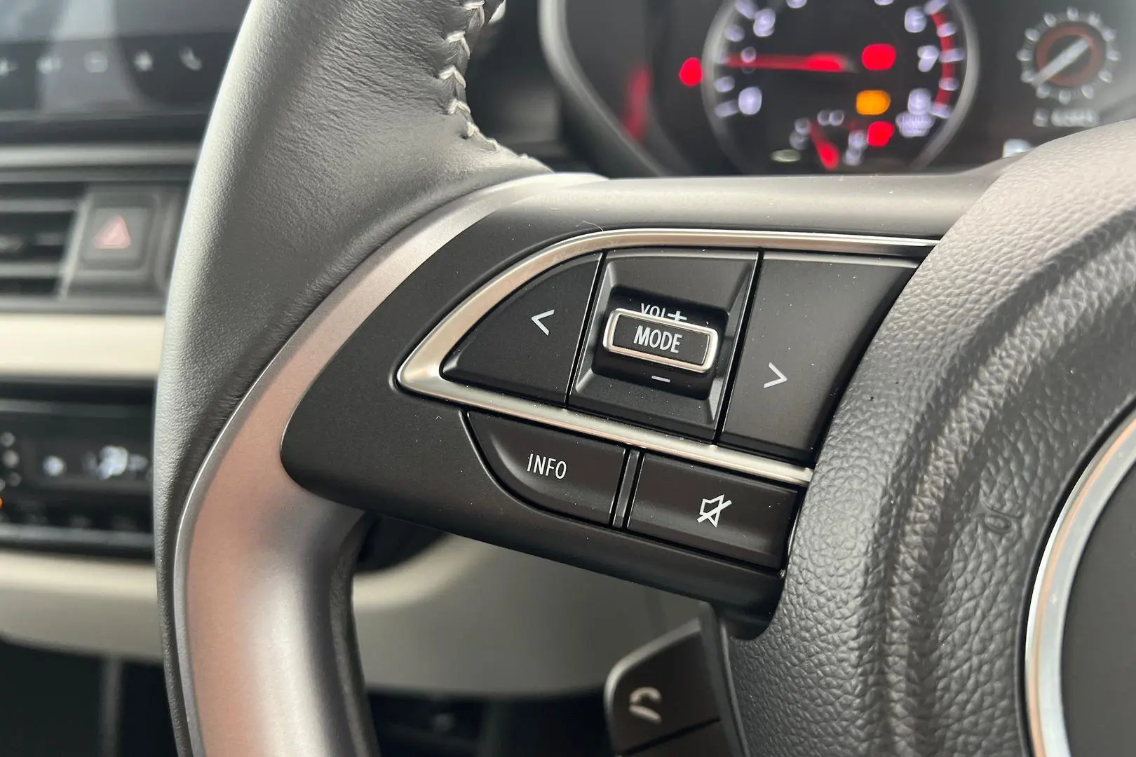 2024 Suzuki Swift Gallery Image 16