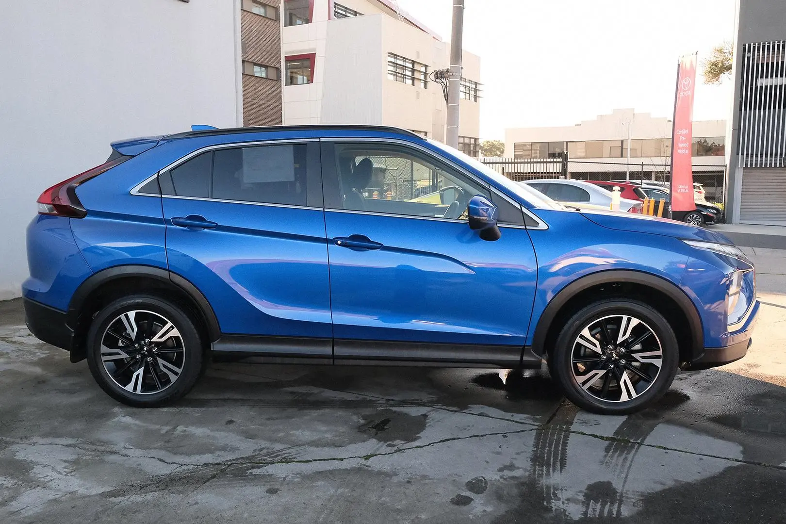 2021 Mitsubishi Eclipse Cross Gallery Image 5