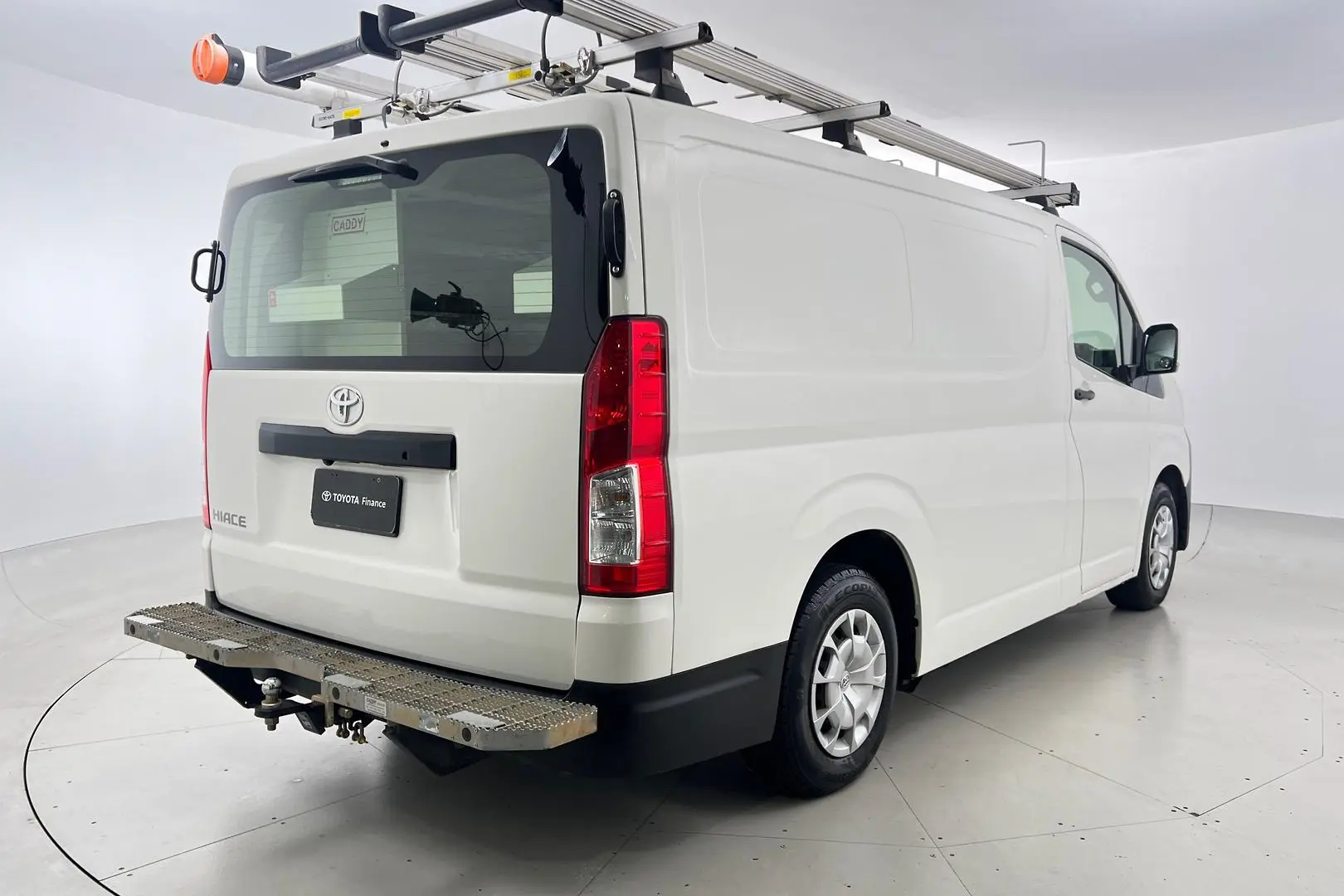 2021 Toyota Hiace Gallery Image 8