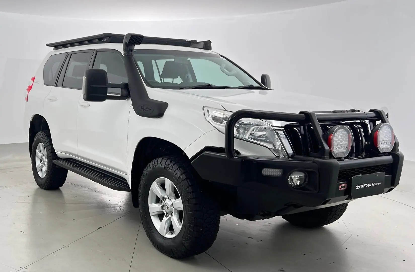2015 Toyota Landcruiser Prado Gallery Image 1