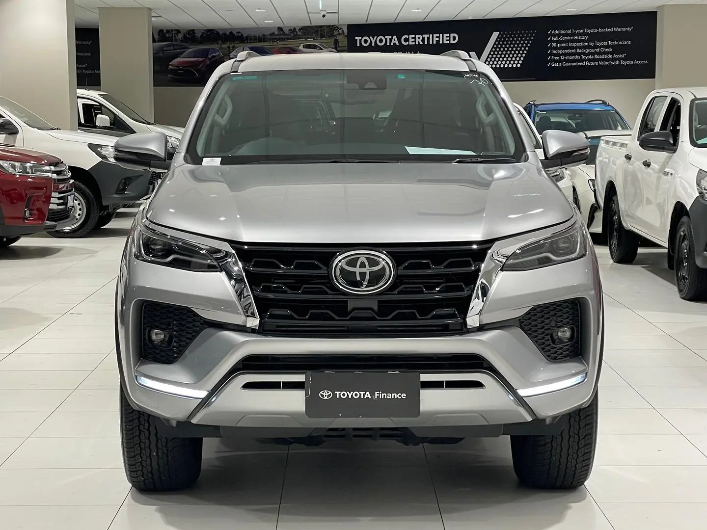 2024 Toyota Fortuner Gallery Image 7