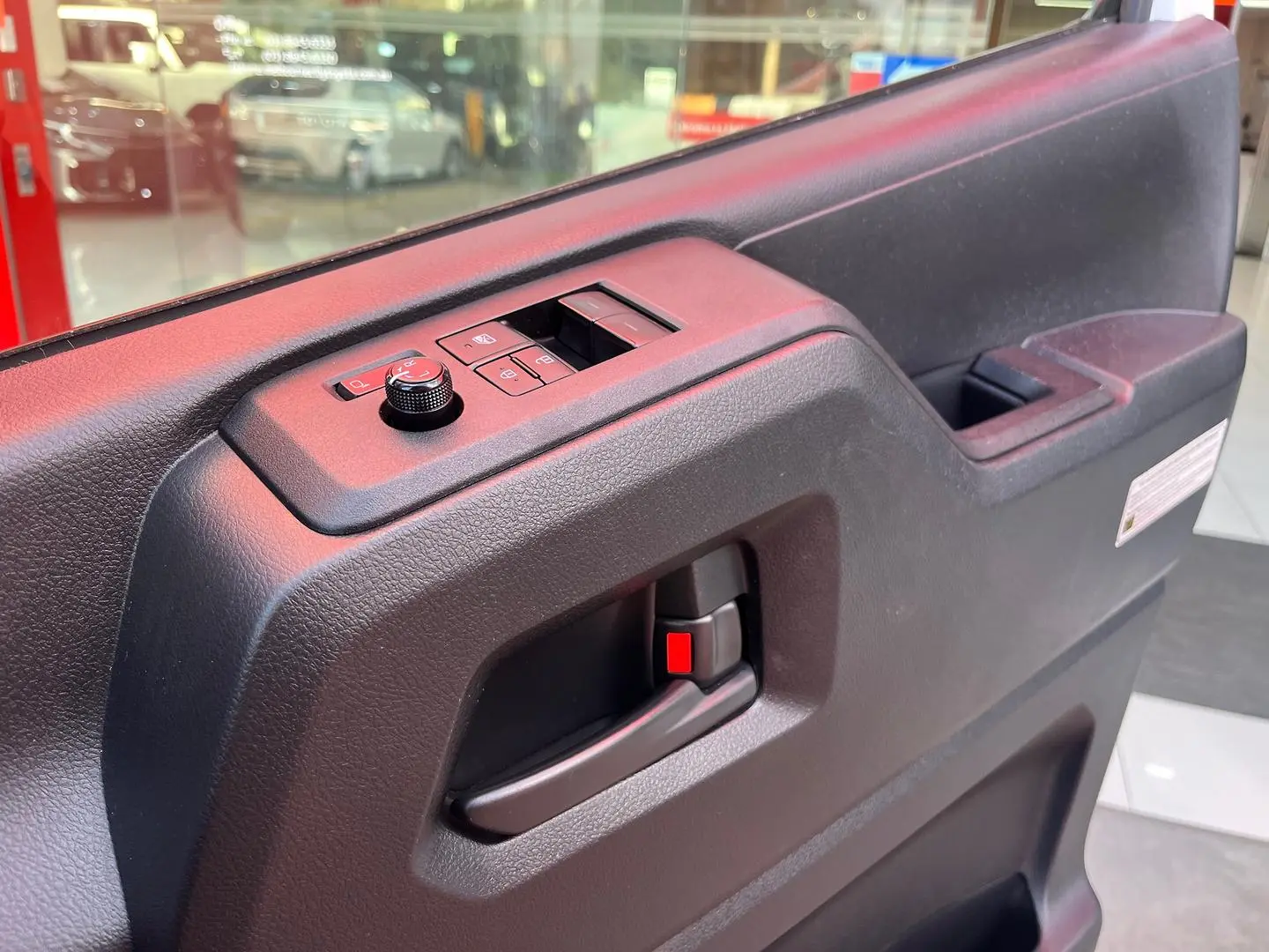 2021 Toyota Hiace Gallery Image 12
