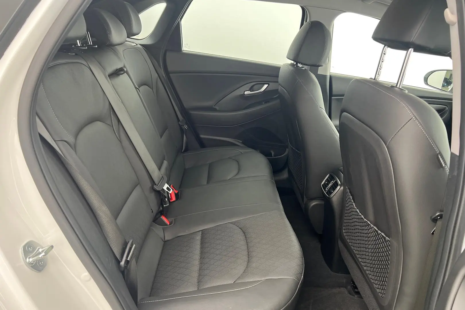2023 Hyundai i30 Gallery Image 18