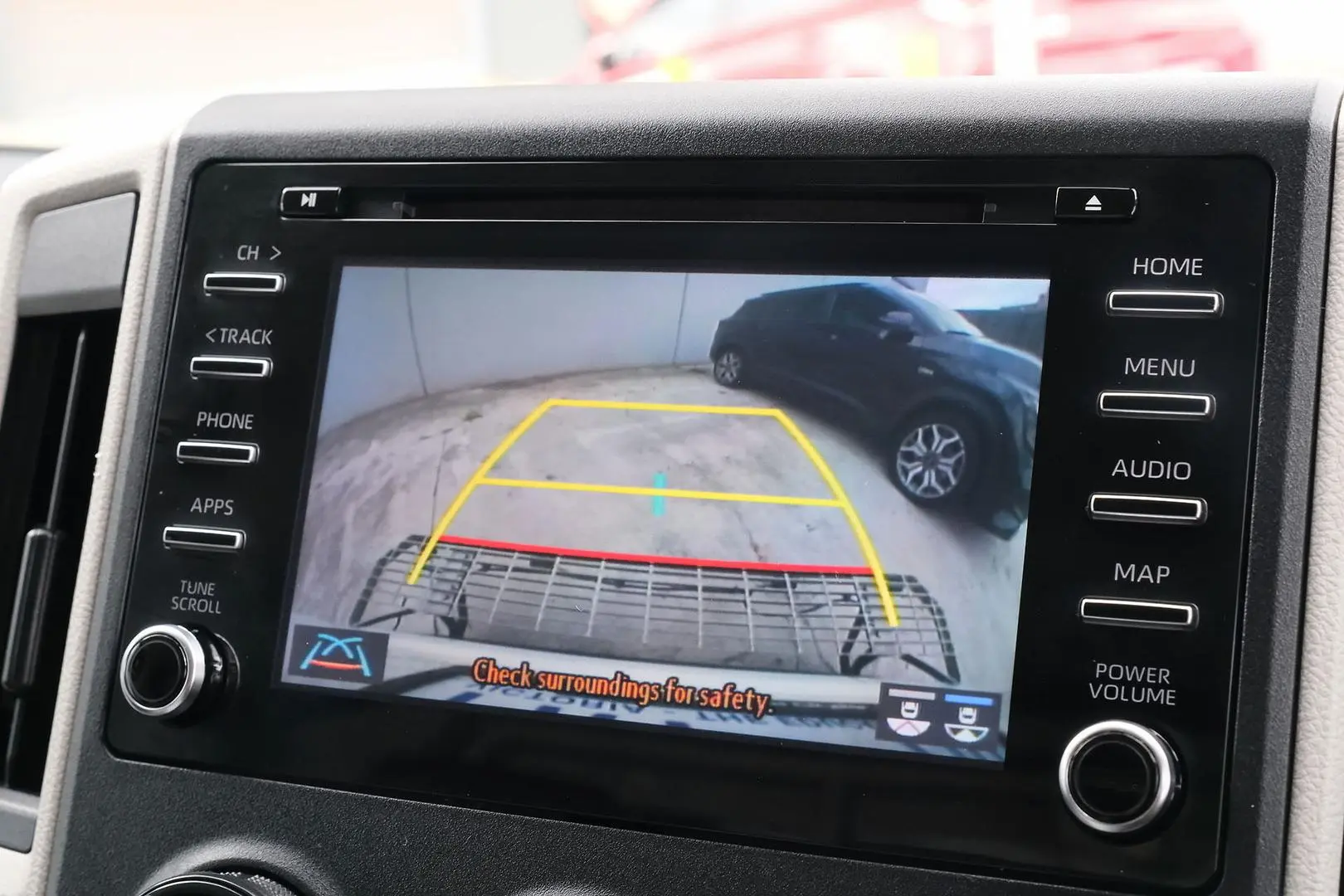 2020 Toyota Hiace Gallery Image 8