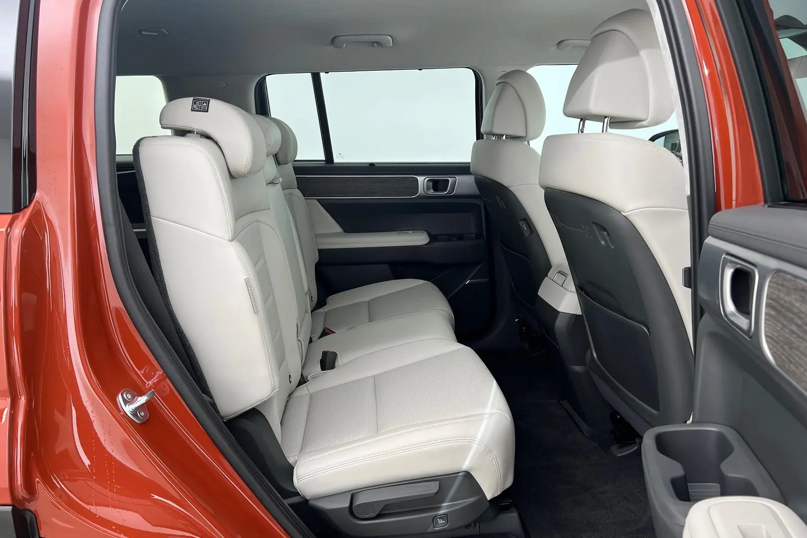 2024 Hyundai Santa Fe Gallery Image 19
